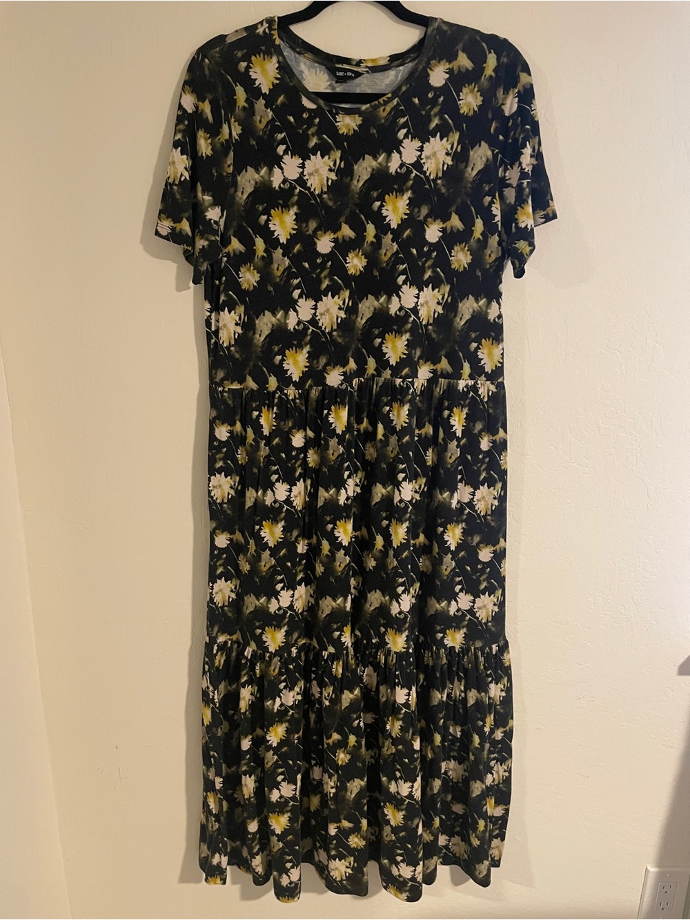 Saint and Sofia London Black Floral Tiered Midi Dress with Yellow & Cream Blooms